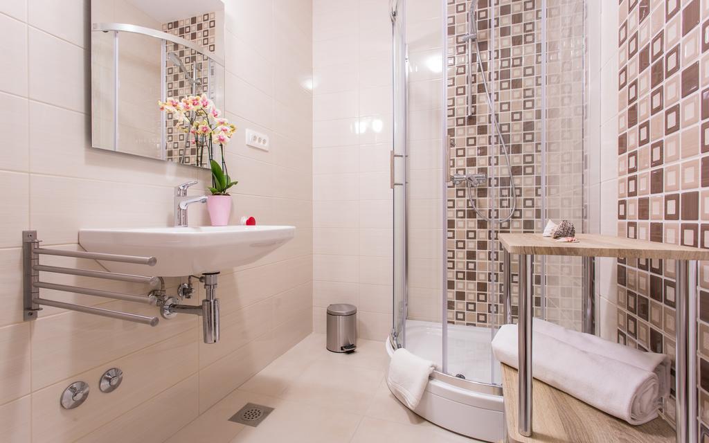 Apartments Viktorija Baška Extérieur photo