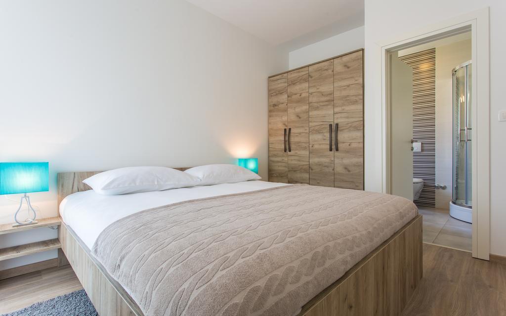 Apartments Viktorija Baška Extérieur photo