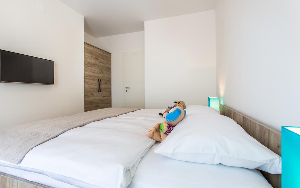 Apartments Viktorija Baška Extérieur photo